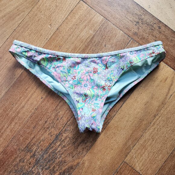 Victoria's Secret "The Cheeky" Floral Bikini Bottom Size Small - Picture 2 of 10
